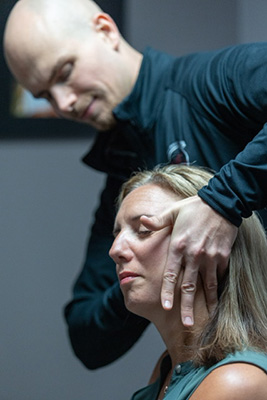 Chiropractor Jackson MI John Griswold Adjusting Neck Chiropractor Jackson MI John Griswold Adjusting Neck